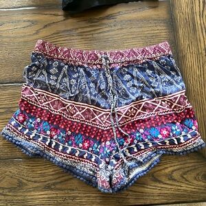 Hollister Size Small Shorts Women Lightweight Floral Tribal